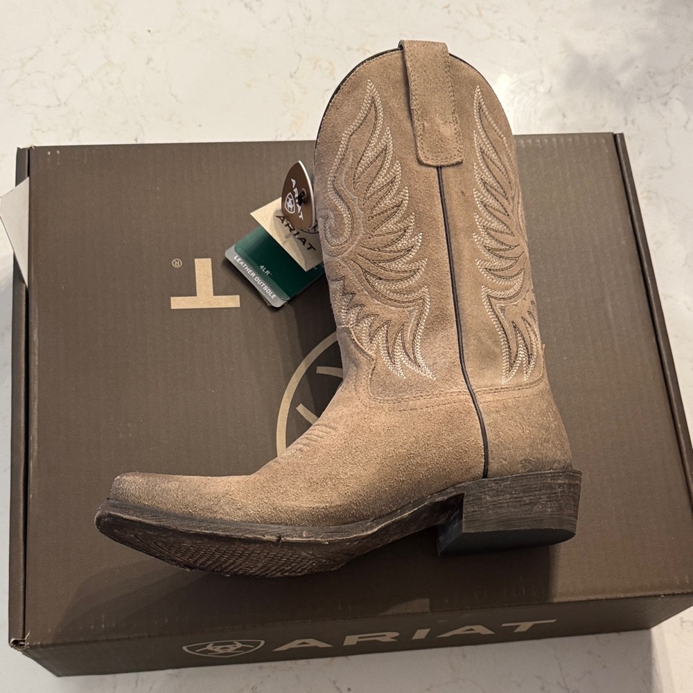 Ariat Light Brown Western Boots